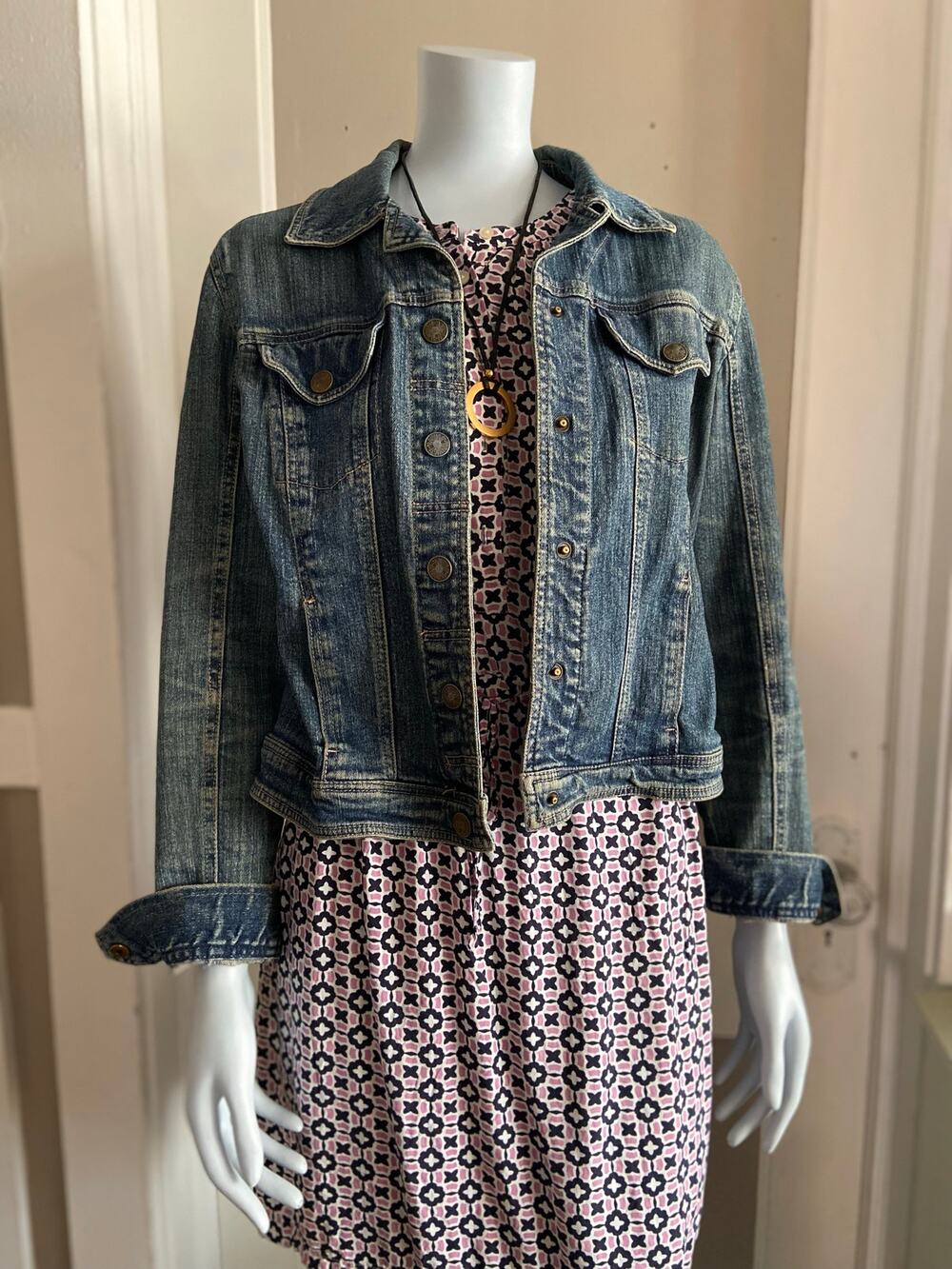 DRESS BARN Crop Denim Jacket Women sz S